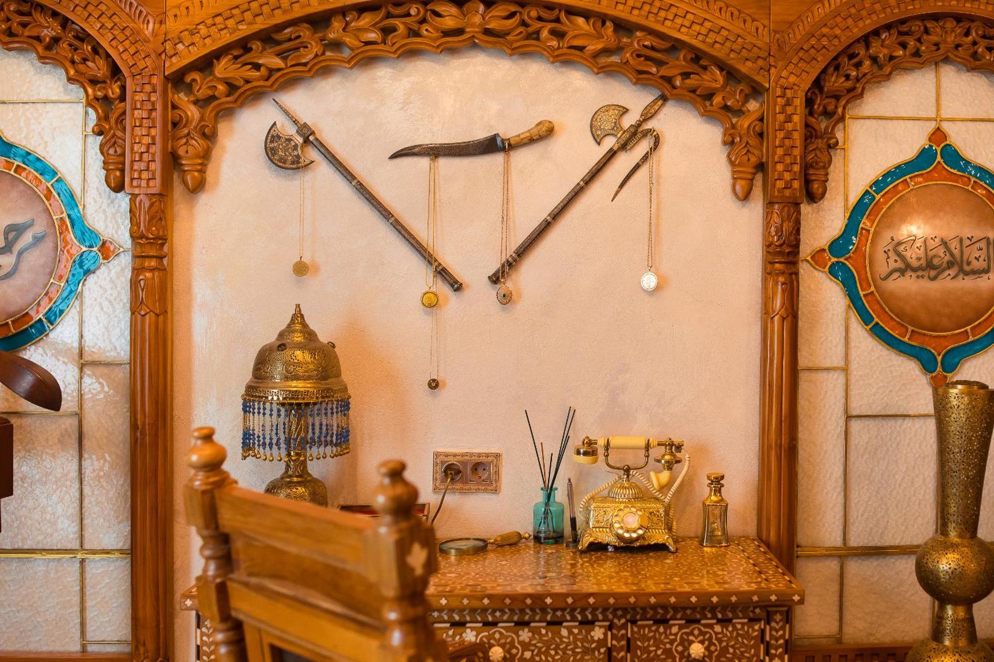 Hidden Gem Antique Apt With Stunning City Views Bukarest Exteriör bild